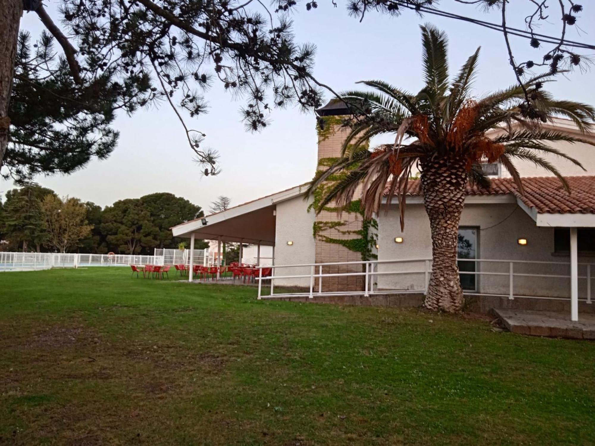 Albergue Zaragoza Camping מראה חיצוני תמונה