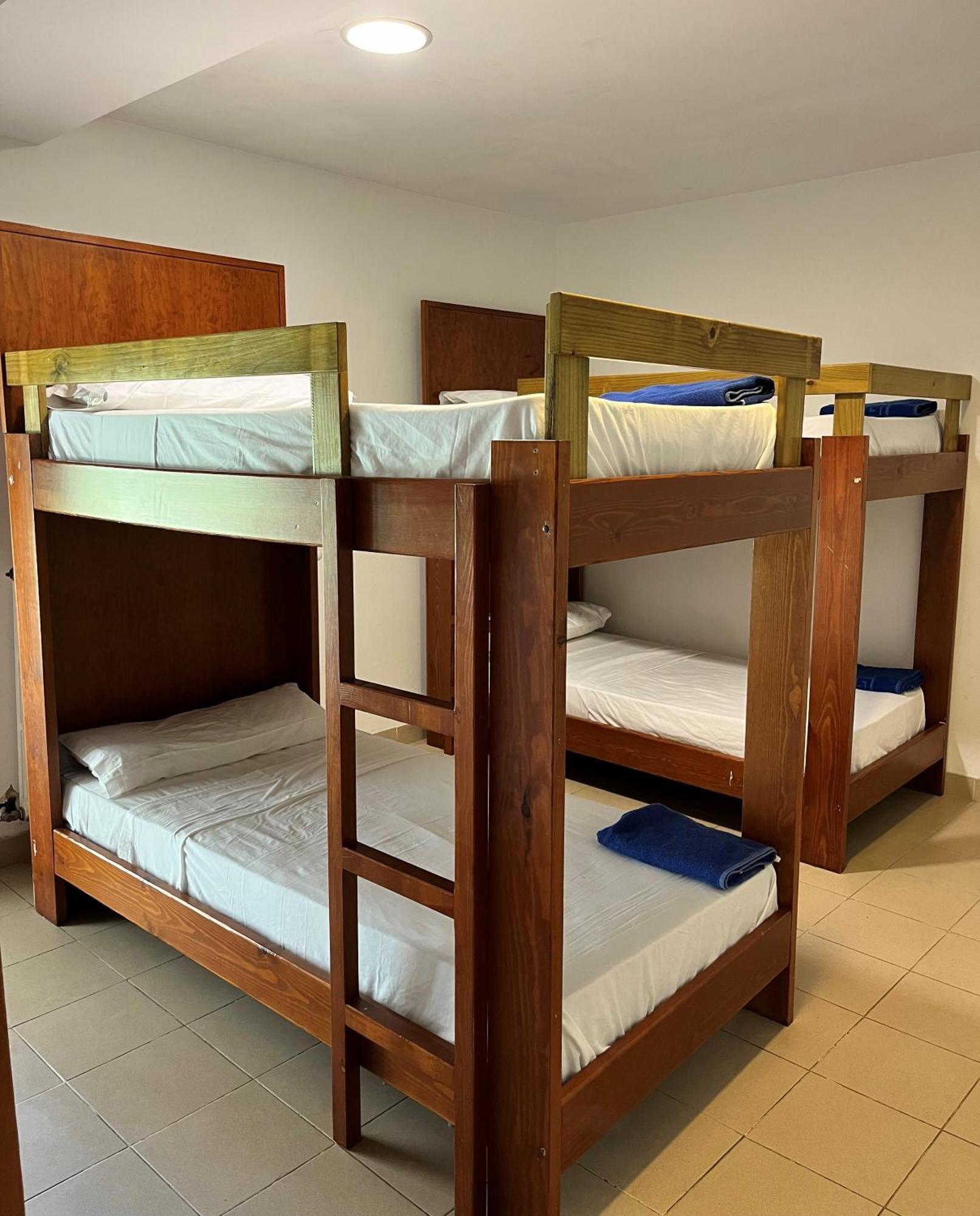 Albergue Zaragoza Camping מראה חיצוני תמונה